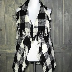 Plaid tweed vest
